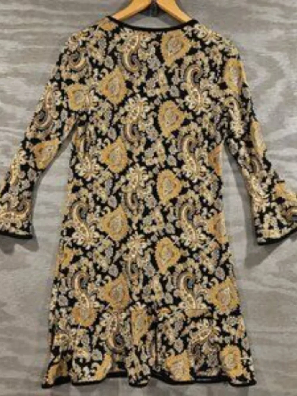 Michael Kors SZ M Black & Marigold Paisley Dress Flounce Hem Bell 3/4 Sleeves - Picture 3 of 9